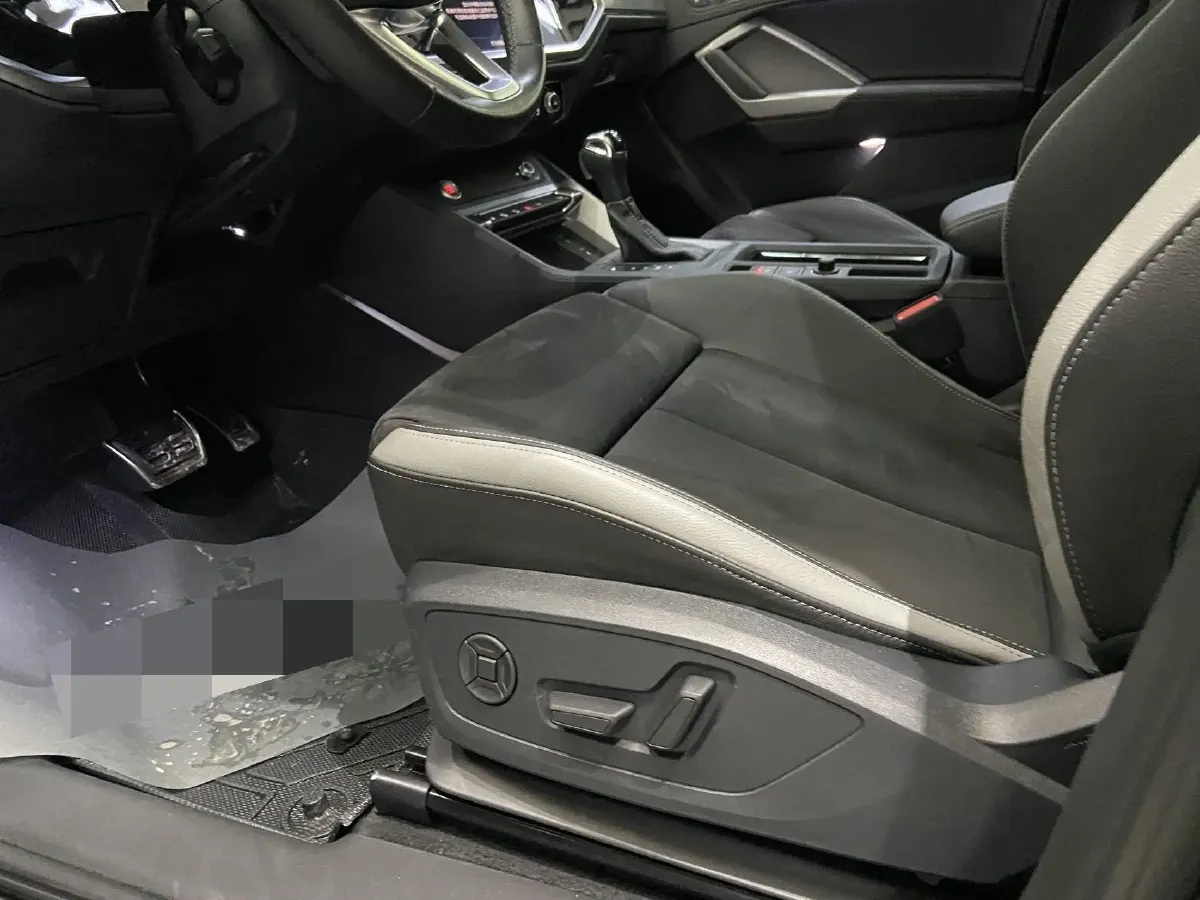 2022 Audi Q3 1.4T 150HP L4 7DCT,autocango,china used car exporter,china ev exporter,chinese used car exporter,chinese used ev exporter