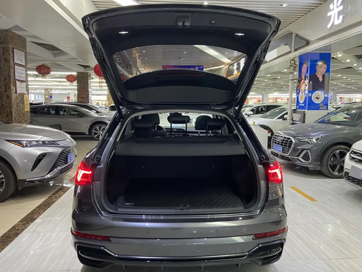 2022 Audi Q3 1.4T 150HP L4 7DCT,autocango,china used car exporter,china ev exporter,chinese used car exporter,chinese used ev exporter