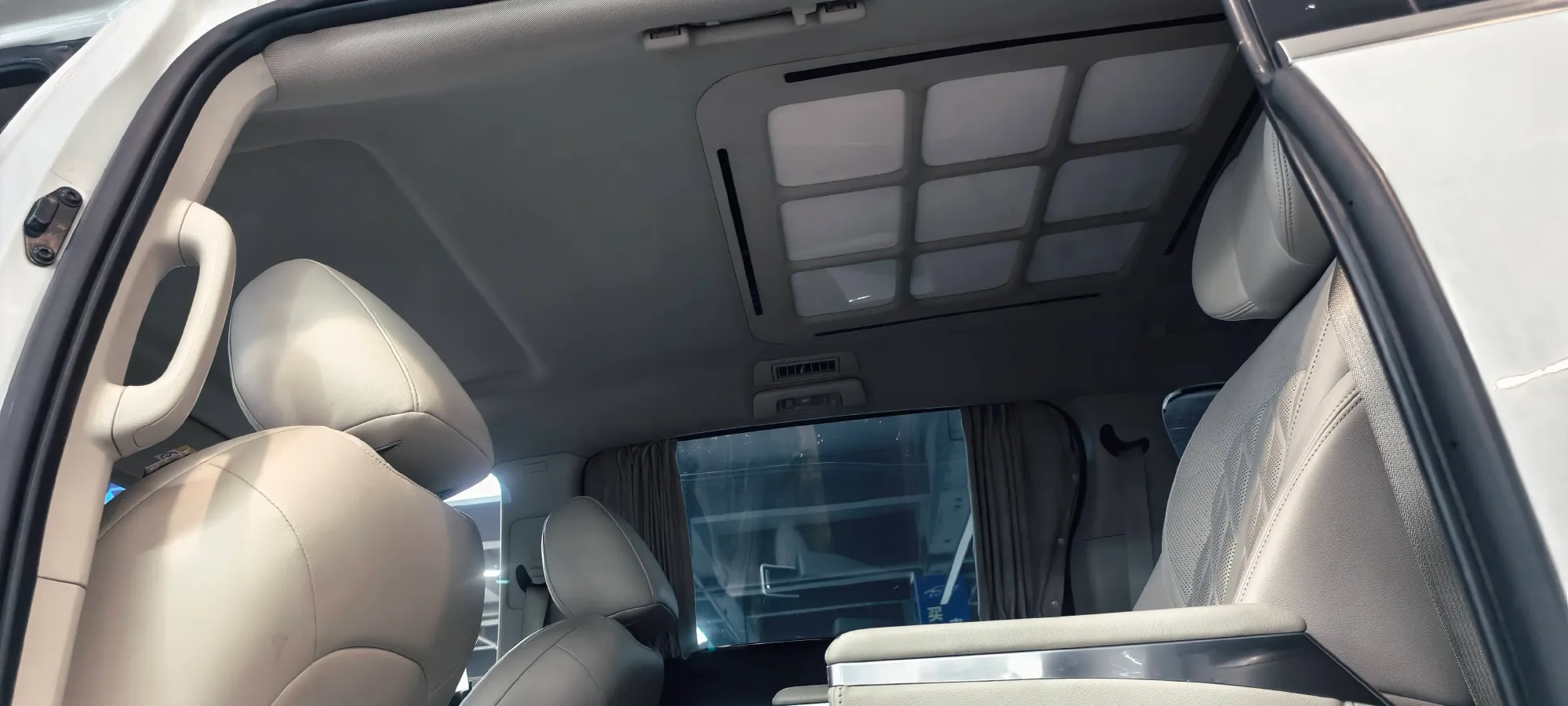 2020 Buick GL8 2.0T 237HP L4 9AT,autocango,china used car exporter,china ev exporter,chinese used car exporter,chinese used ev exporter