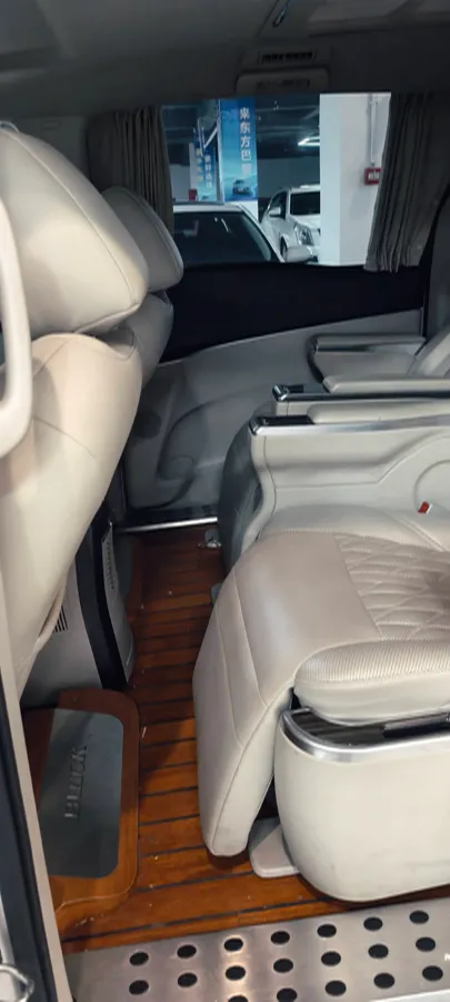 2020 Buick GL8 2.0T 237HP L4 9AT,autocango,china used car exporter,china ev exporter,chinese used car exporter,chinese used ev exporter