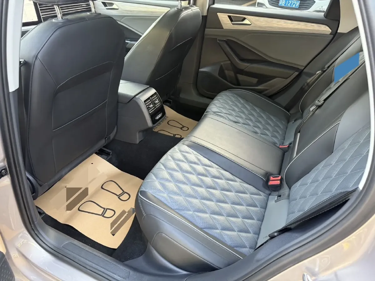 2024 Volkswagen Sagitar 1.5T 160HP L4 7DCT,autocango,china used car exporter,china ev exporter,chinese used car exporter,chinese used ev exporter