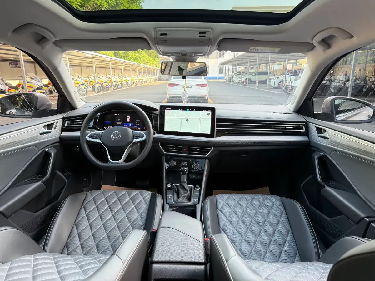 2024 Volkswagen Sagitar 1.5T 160HP L4 7DCT,autocango,china used car exporter,china ev exporter,chinese used car exporter,chinese used ev exporter