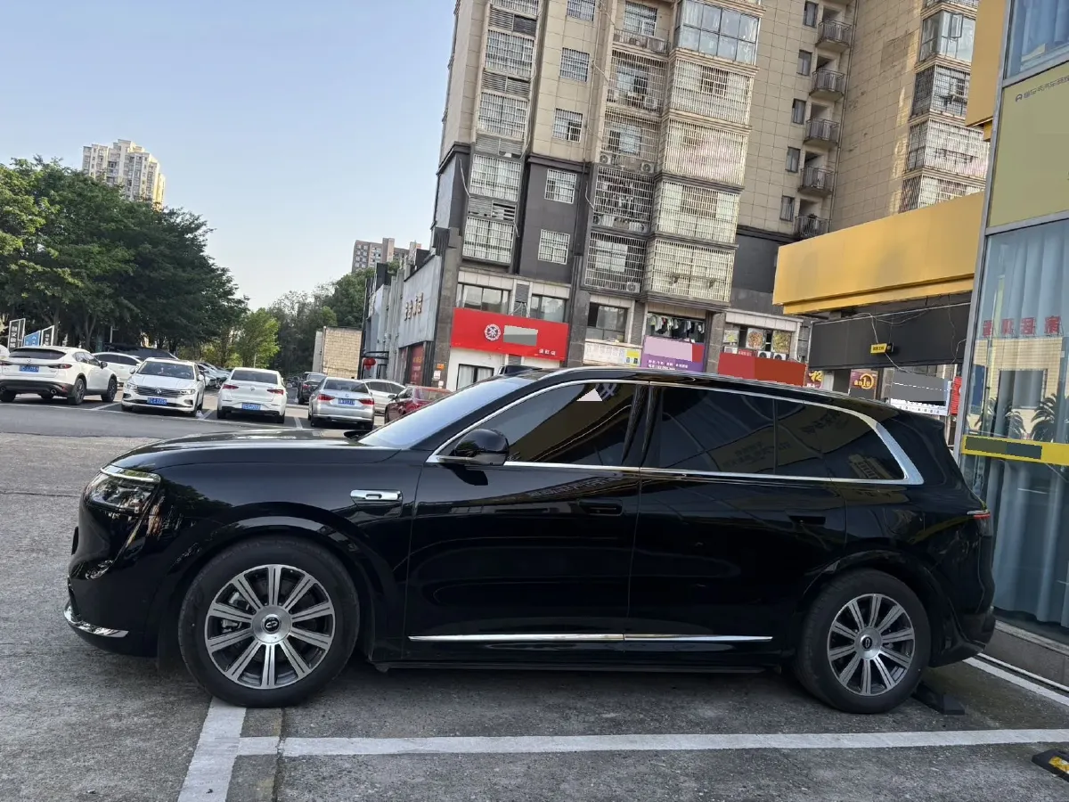 2025 AITO AITO M8 BEV,autocango,china used car exporter,china ev exporter,chinese used car exporter,chinese used ev exporter