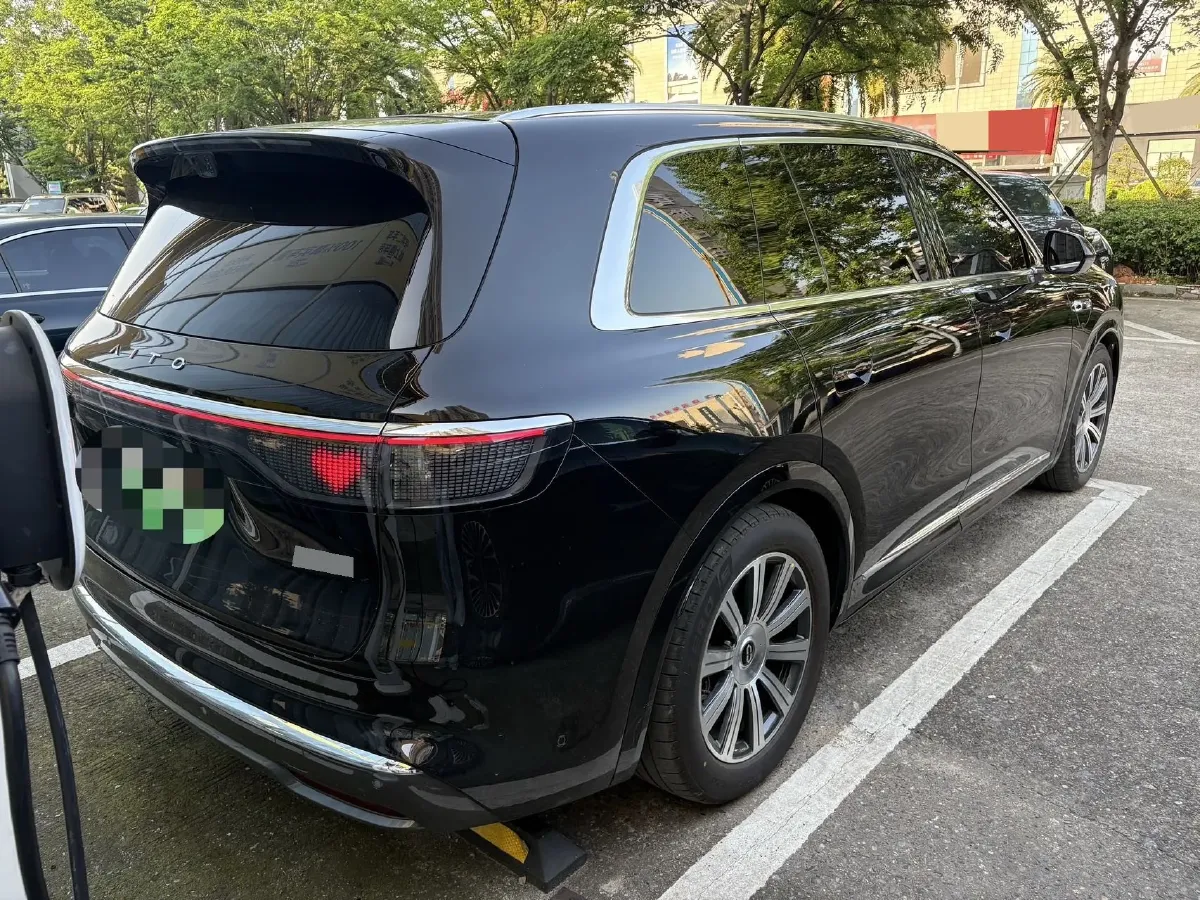 2025 AITO AITO M8 BEV,autocango,china used car exporter,china ev exporter,chinese used car exporter,chinese used ev exporter