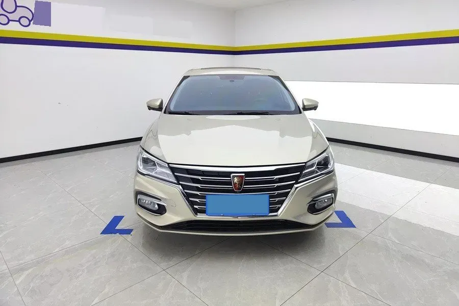 2020 Roewe i5 1.5L 120HP L4 CVT,autocango,china used car exporter,china ev exporter,chinese used car exporter,chinese used ev exporter