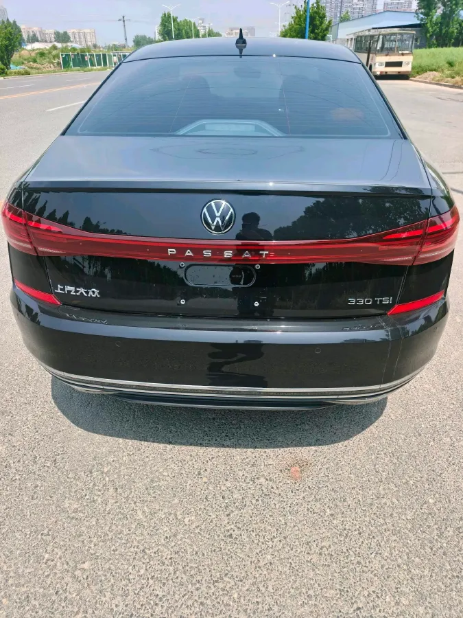 2023 Volkswagen Passat 2.0T 186HP L4 7DCT,autocango,china used car exporter,china ev exporter,chinese used car exporter,chinese used ev exporter