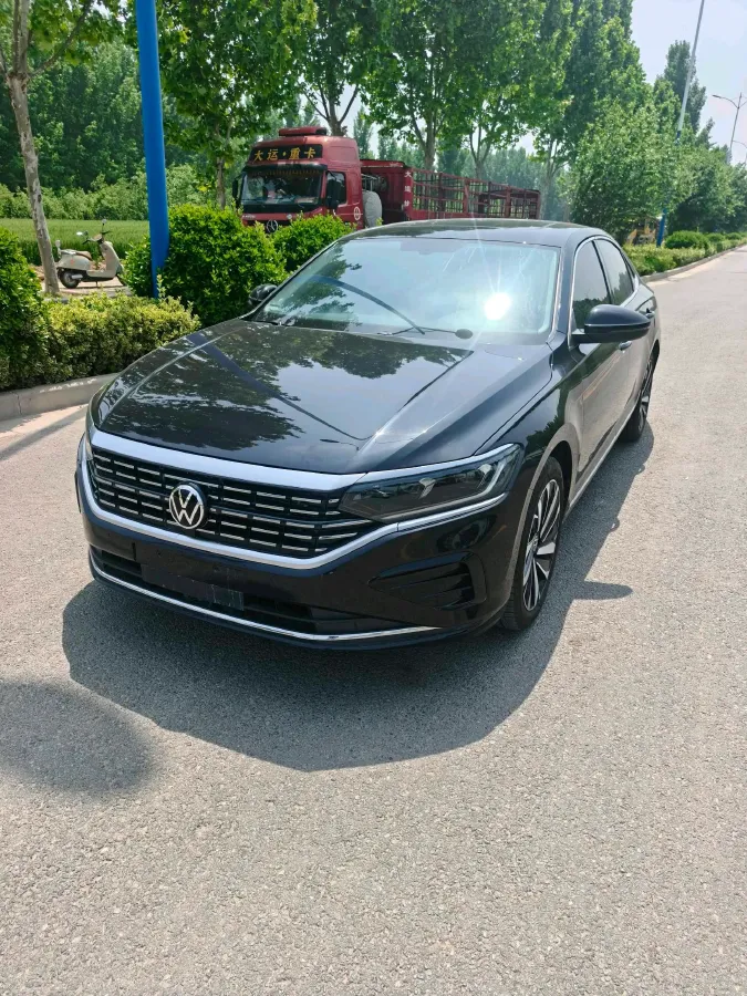 2023 Volkswagen Passat 2.0T 186HP L4 7DCT,autocango,china used car exporter,china ev exporter,chinese used car exporter,chinese used ev exporter