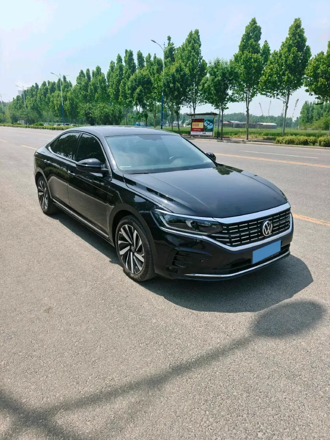 2023 Volkswagen Passat 2.0T 186HP L4 7DCT,autocango,china used car exporter,china ev exporter,chinese used car exporter,chinese used ev exporter