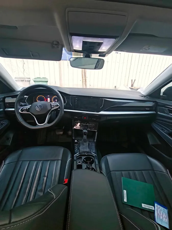 2023 Volkswagen Passat 2.0T 186HP L4 7DCT,autocango,china used car exporter,china ev exporter,chinese used car exporter,chinese used ev exporter