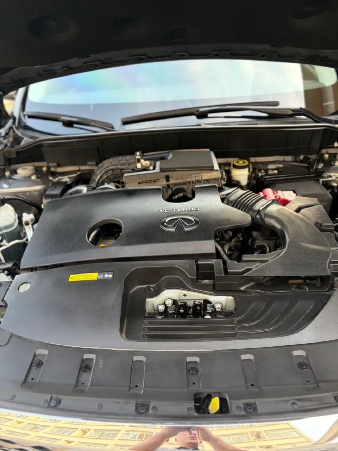 2018 Infiniti QX30 2.0T 211HP L4 7DCT,autocango,china used car exporter,china ev exporter,chinese used car exporter,chinese used ev exporter