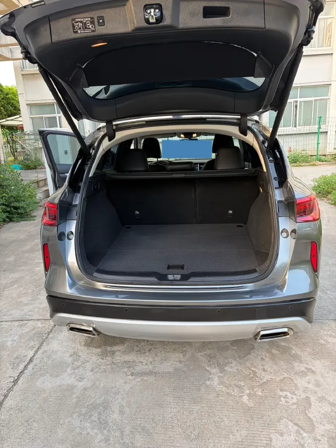 2018 Infiniti QX30 2.0T 211HP L4 7DCT,autocango,china used car exporter,china ev exporter,chinese used car exporter,chinese used ev exporter