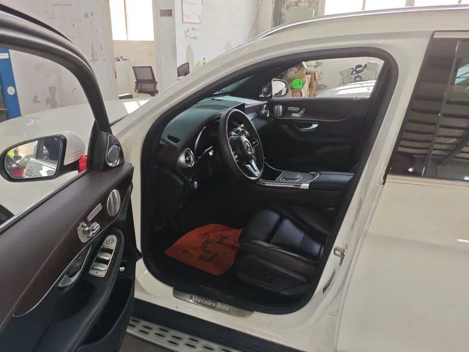 2022 Mercedes-Benz GLC Class 2.0T 258HP L4 9AT,autocango,china used car exporter,china ev exporter,chinese used car exporter,chinese used ev exporter