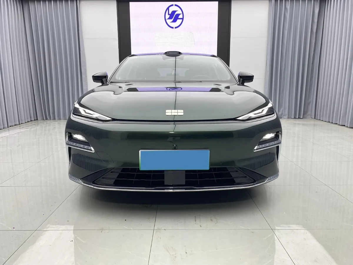 2025 Geely Galaxy Starshine 8 1.5T 163HP L4 3DHT PHEV 27.69KWH,autocango,china used car exporter,china ev exporter,chinese used car exporter,chinese used ev exporter