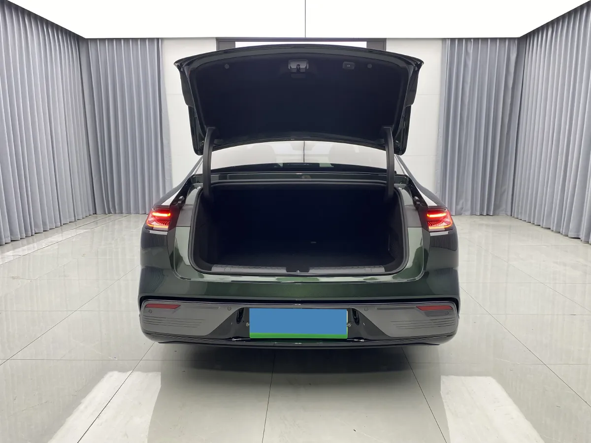 2025 Geely Galaxy Starshine 8 1.5T 163HP L4 3DHT PHEV 27.69KWH,autocango,china used car exporter,china ev exporter,chinese used car exporter,chinese used ev exporter