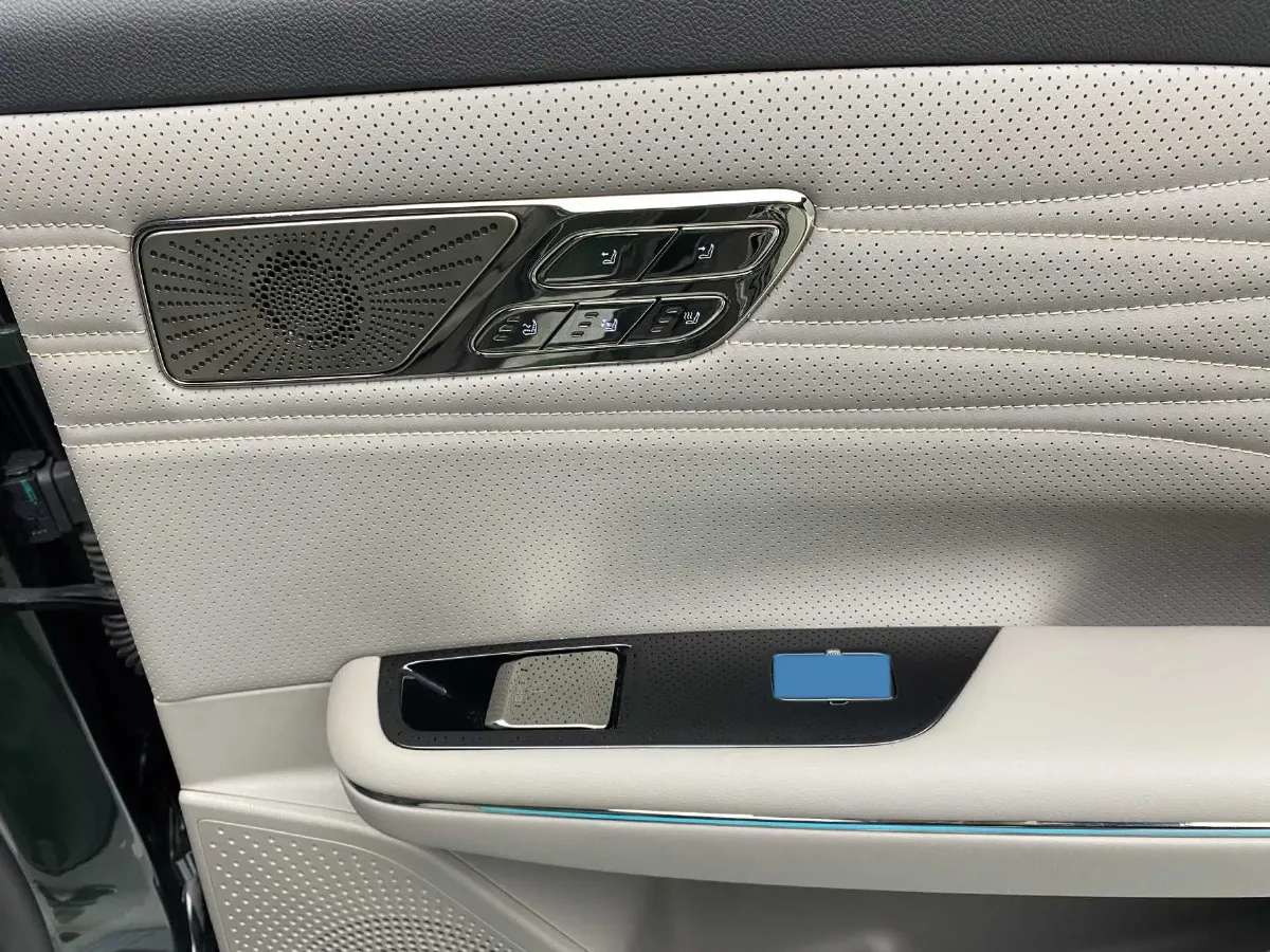 2025 Geely Galaxy Starshine 8 1.5T 163HP L4 3DHT PHEV 27.69KWH,autocango,china used car exporter,china ev exporter,chinese used car exporter,chinese used ev exporter