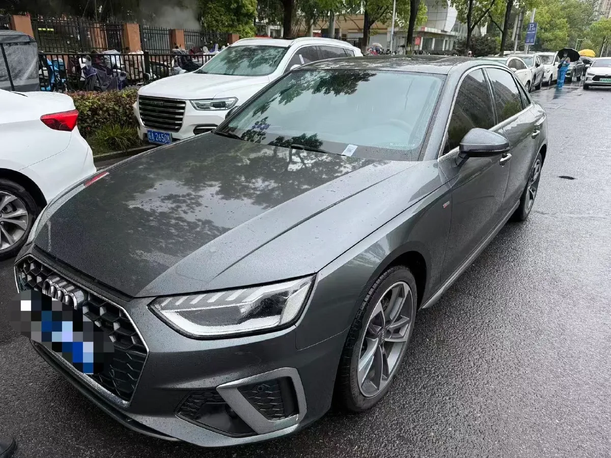 2020 Audi A4L 2.0T 190HP L4 7DCT,autocango,china used car exporter,china ev exporter,chinese used car exporter,chinese used ev exporter