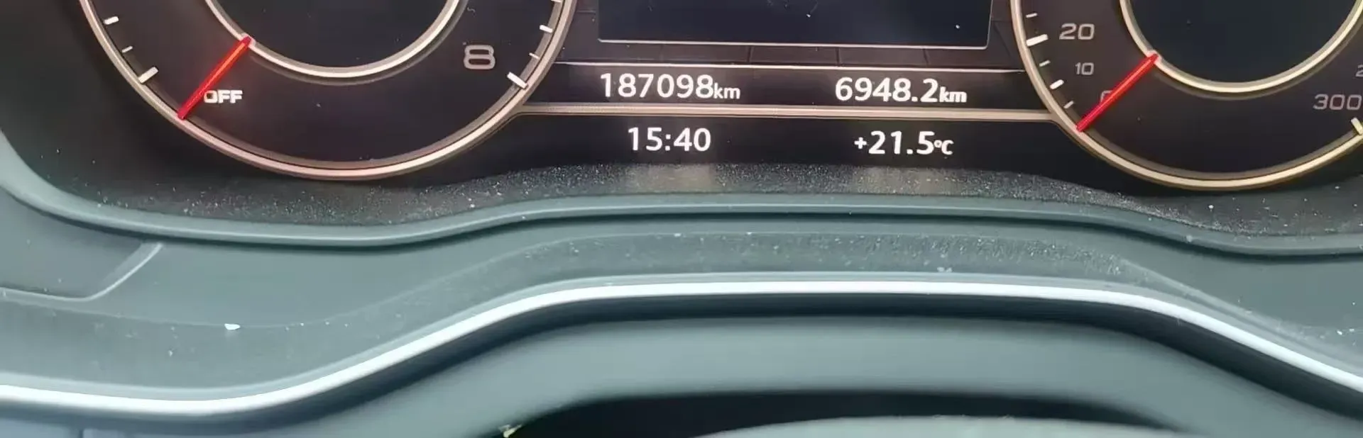 2020 Audi Q5L 2.0T 190HP L4 7DCT,autocango,china used car exporter,china ev exporter,chinese used car exporter,chinese used ev exporter