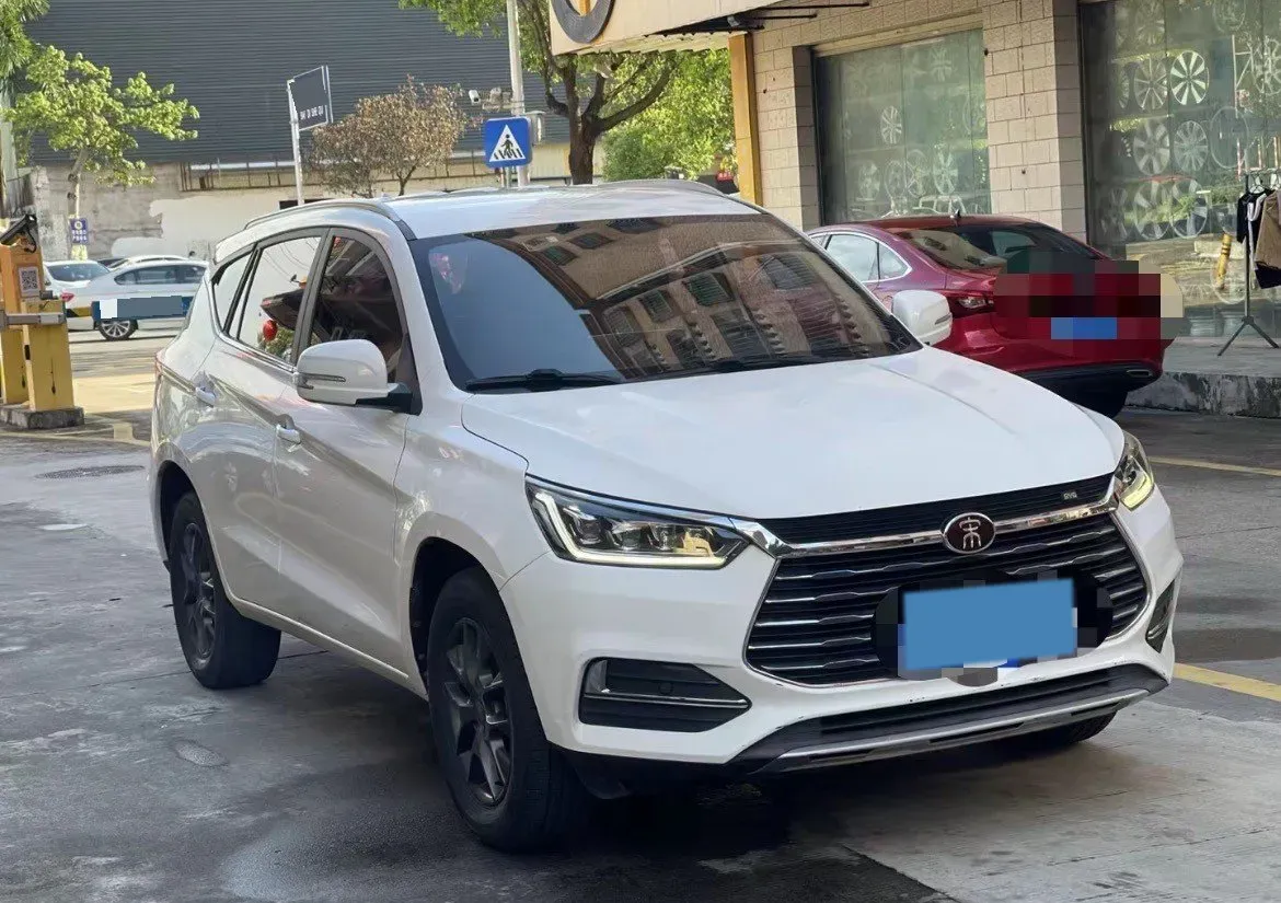 2018 MAXUS XinTu V80 2.5T 136HP L4 6MT,autocango,china used car exporter,china ev exporter,chinese used car exporter,chinese used ev exporter