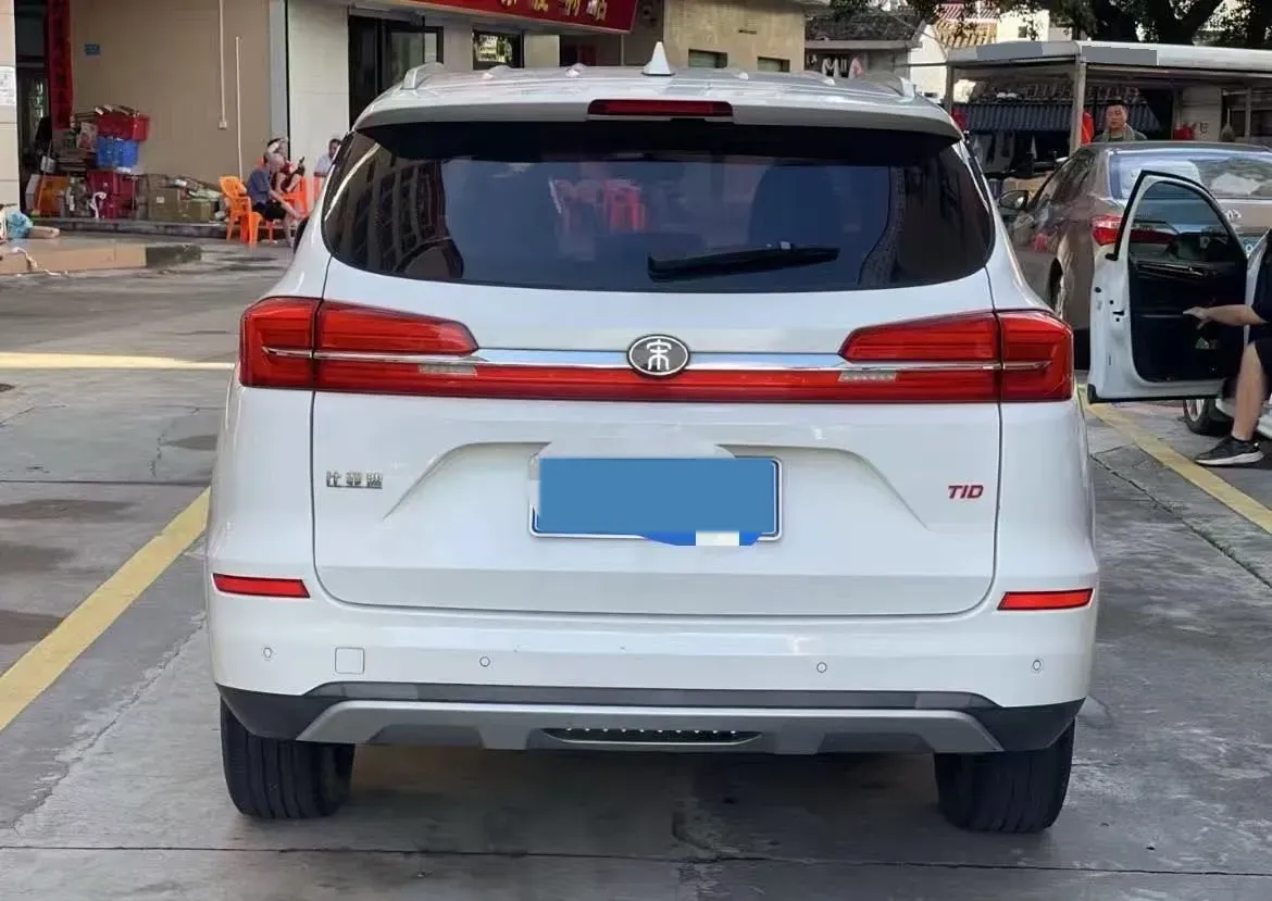 2018 MAXUS XinTu V80 2.5T 136HP L4 6MT,autocango,china used car exporter,china ev exporter,chinese used car exporter,chinese used ev exporter