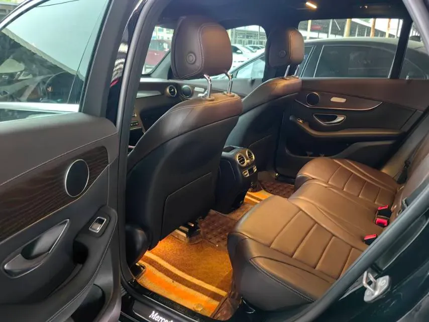 2021 Mercedes-Benz GLC Class 2.0T 197HP L4 9AT,autocango,china used car exporter,china ev exporter,chinese used car exporter,chinese used ev exporter