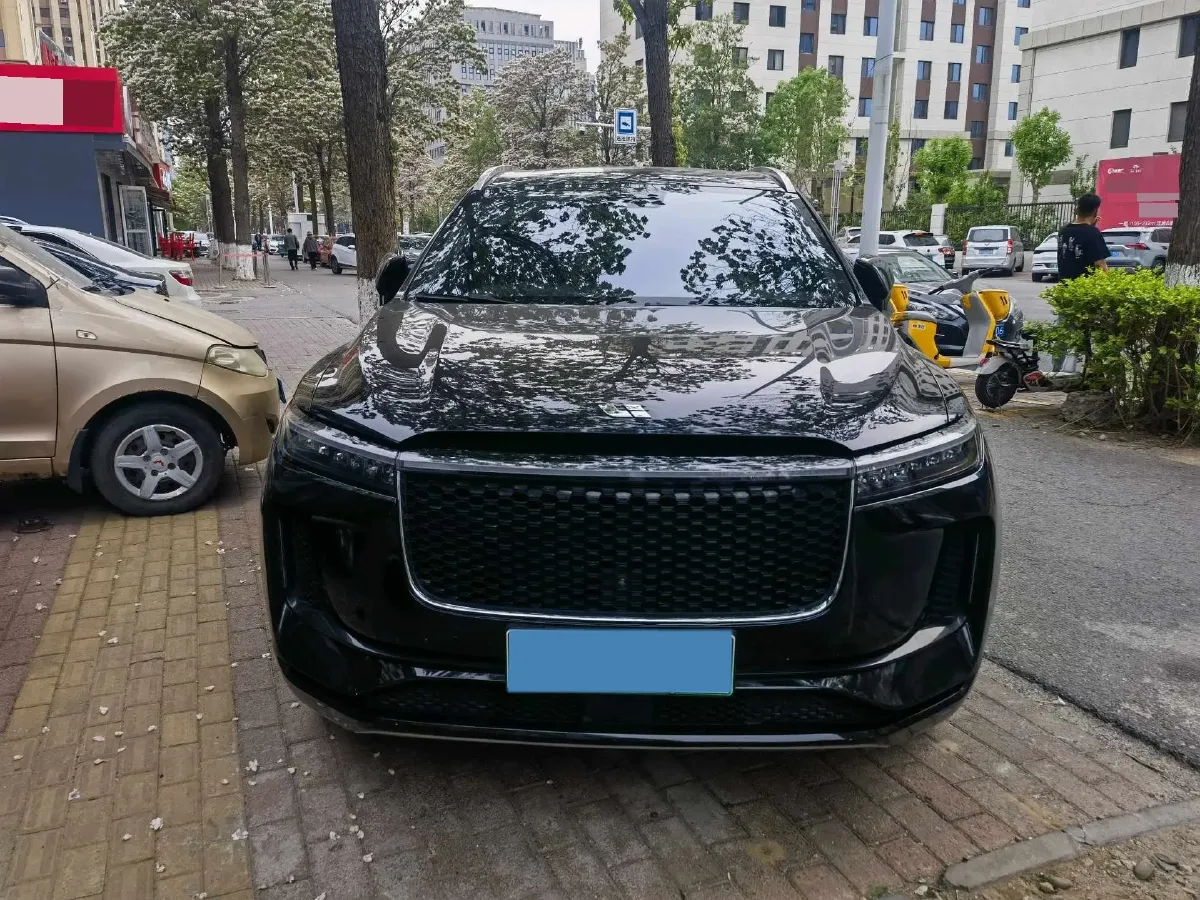2020 Li ONE Range Extended 131HP REEV 40.5KWH,autocango,china used car exporter,china ev exporter,chinese used car exporter,chinese used ev exporter
