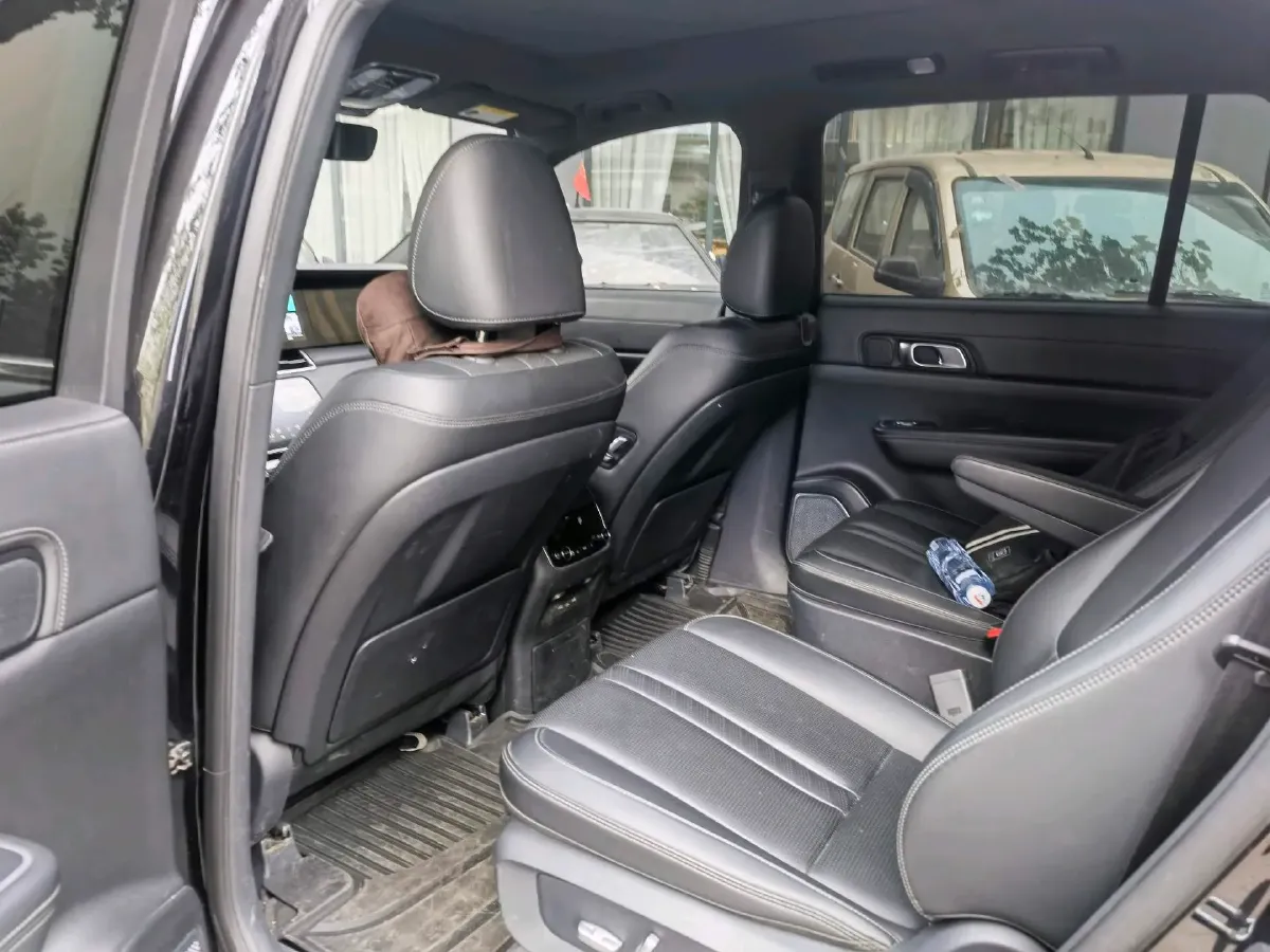 2020 Li ONE Range Extended 131HP REEV 40.5KWH,autocango,china used car exporter,china ev exporter,chinese used car exporter,chinese used ev exporter