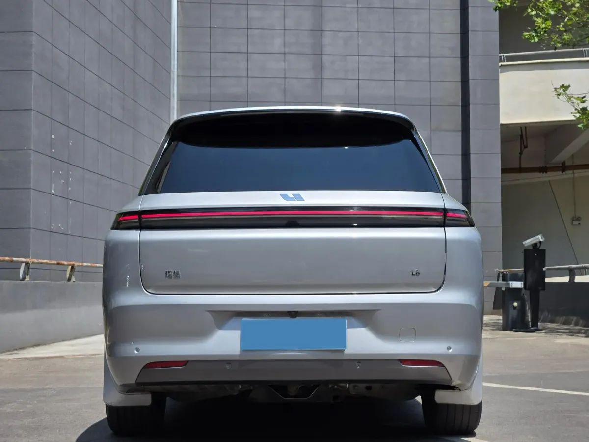2023 Li L8 Range Extended 154HP REEV 40.9KWH,autocango,china used car exporter,china ev exporter,chinese used car exporter,chinese used ev exporter