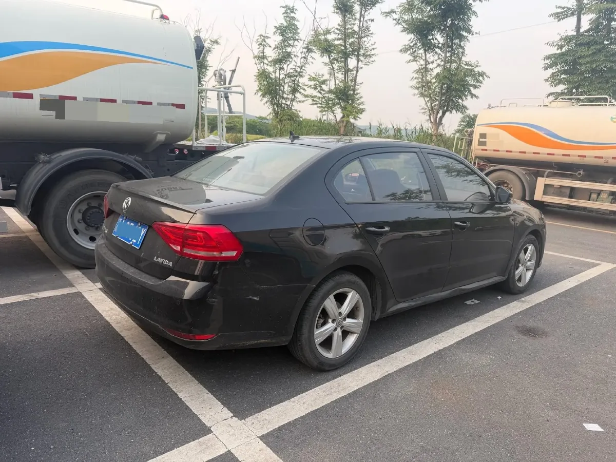 2017 Volkswagen Lavida 1.6L 110HP L4 6AT,autocango,china used car exporter,china ev exporter,chinese used car exporter,chinese used ev exporter