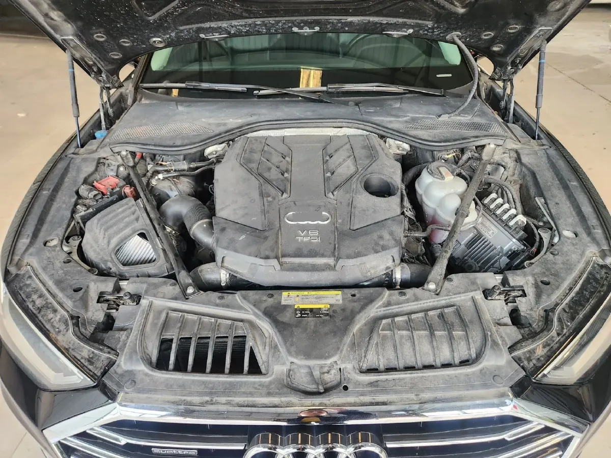 2021 Audi A8 3.0T 286HP V6 8AT,autocango,china used car exporter,china ev exporter,chinese used car exporter,chinese used ev exporter