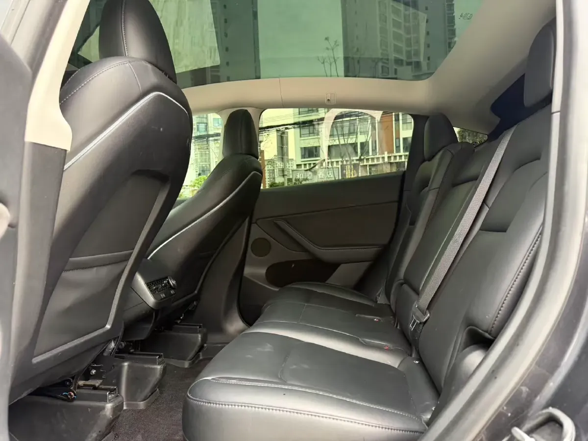 2024 Iveco OuSheng BEV 77.28KWH,autocango,china used car exporter,china ev exporter,chinese used car exporter,chinese used ev exporter