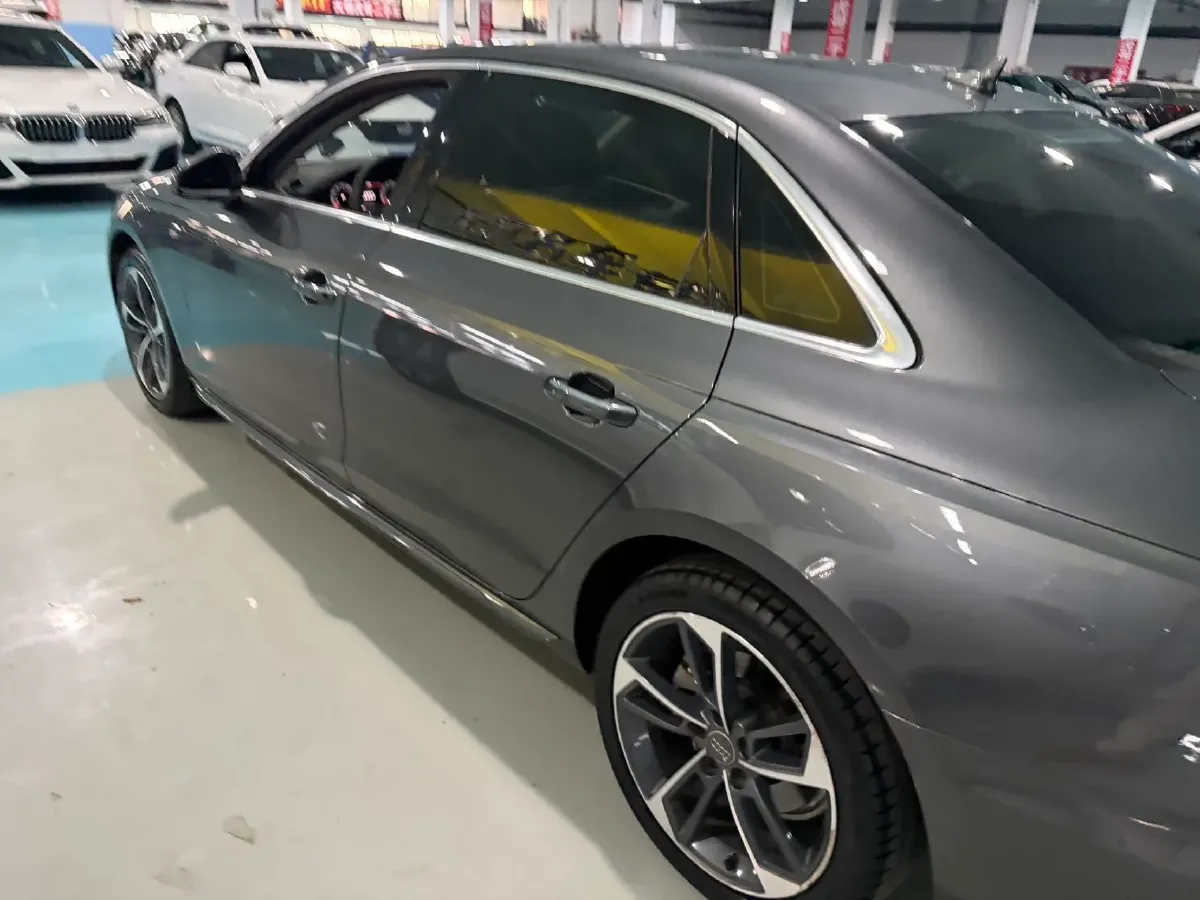 2020 Audi A4L 2.0T 150HP L4 7DCT,autocango,china used car exporter,china ev exporter,chinese used car exporter,chinese used ev exporter