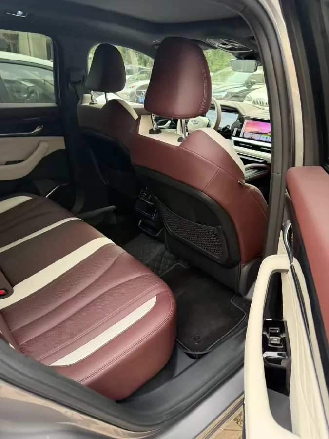 2021 Geely Monjaro 2.0T 238HP L4 8AT,autocango,china used car exporter,china ev exporter,chinese used car exporter,chinese used ev exporter