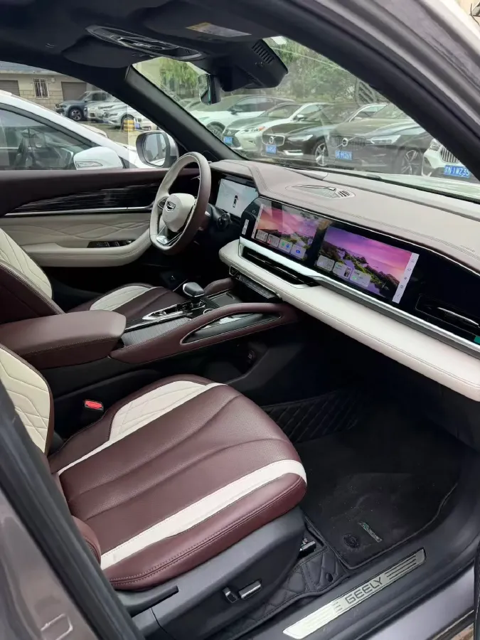 2021 Geely Monjaro 2.0T 238HP L4 8AT,autocango,china used car exporter,china ev exporter,chinese used car exporter,chinese used ev exporter