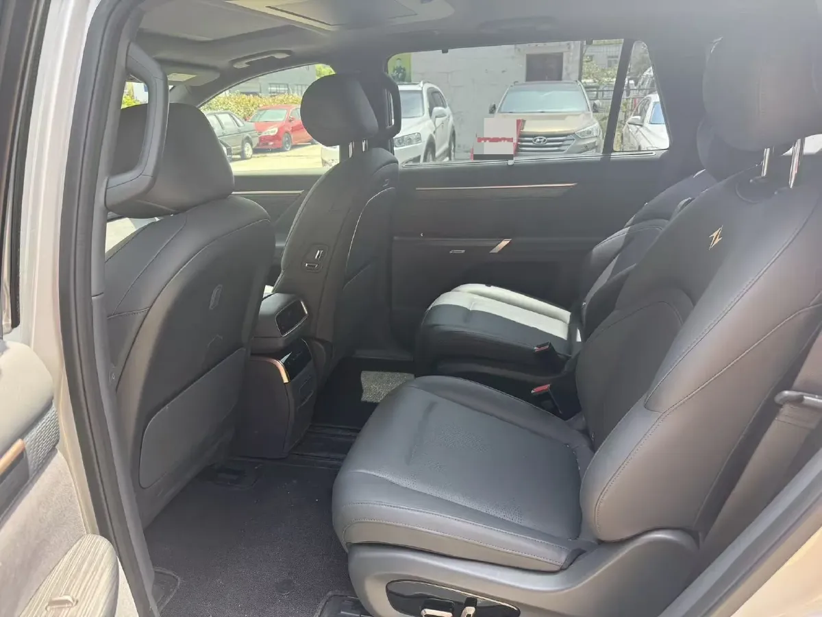 2024 DongFeng eπ eπ008 1.5T 147HP L4 REEV 34.32KWH,autocango,china used car exporter,china ev exporter,chinese used car exporter,chinese used ev exporter