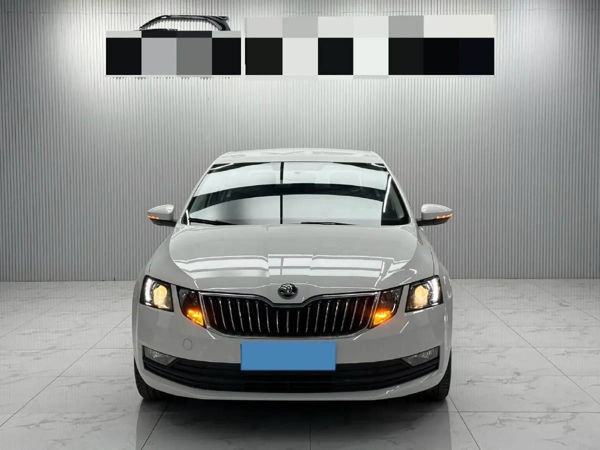 2021 Skoda Octavia 1.5L 113HP L4 6AT,autocango,china used car exporter,china ev exporter,chinese used car exporter,chinese used ev exporter