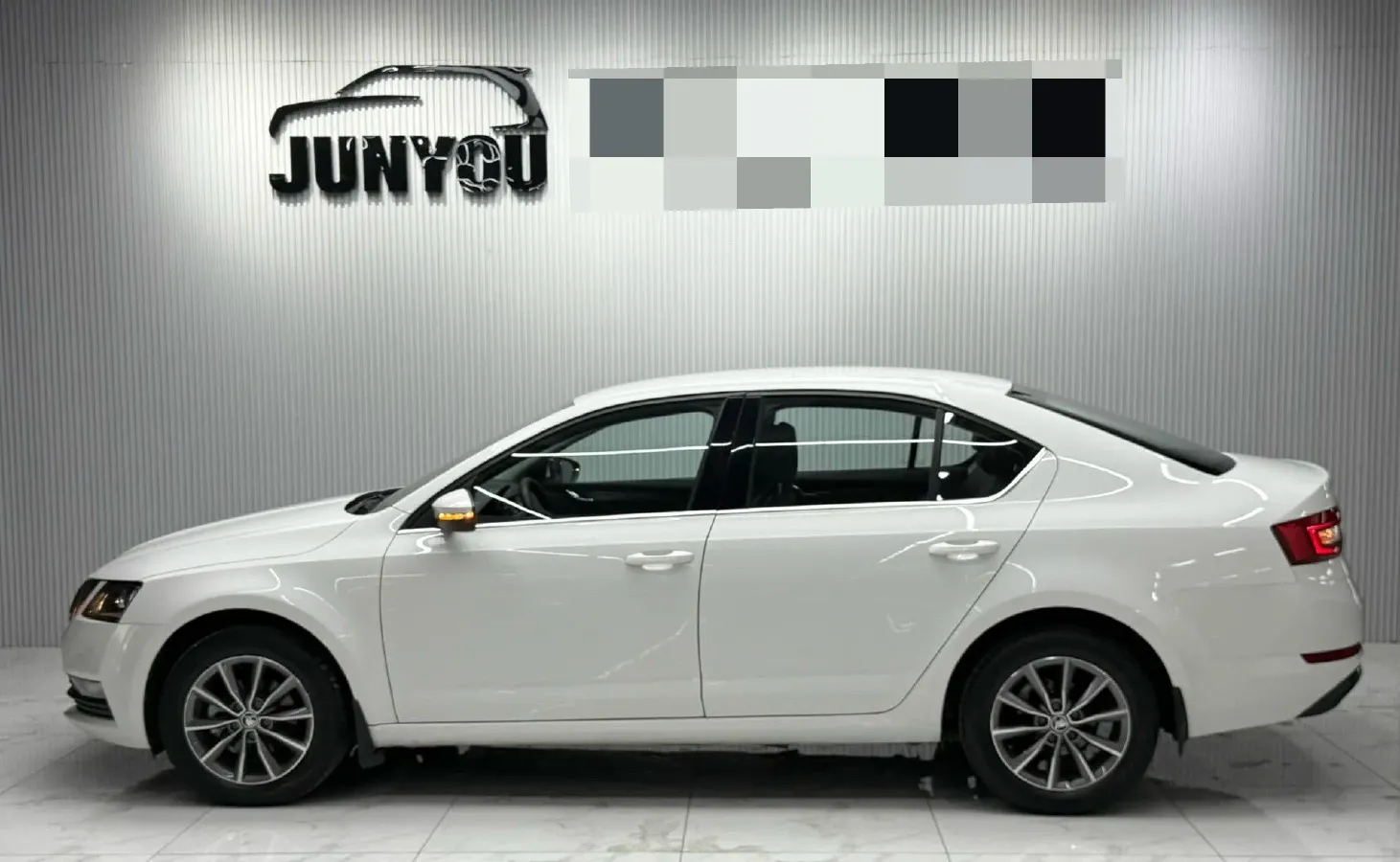 2021 Skoda Octavia 1.5L 113HP L4 6AT,autocango,china used car exporter,china ev exporter,chinese used car exporter,chinese used ev exporter