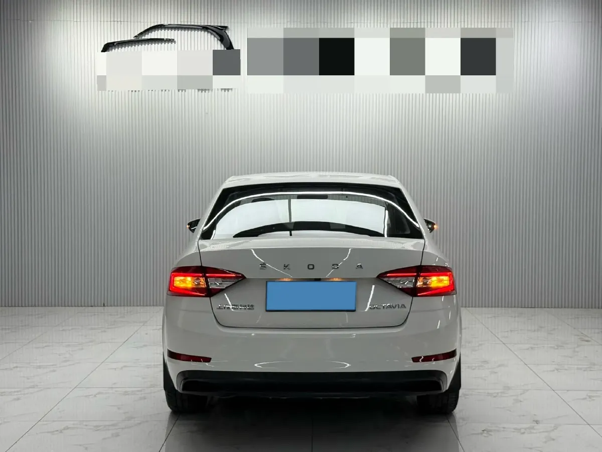 2021 Skoda Octavia 1.5L 113HP L4 6AT,autocango,china used car exporter,china ev exporter,chinese used car exporter,chinese used ev exporter