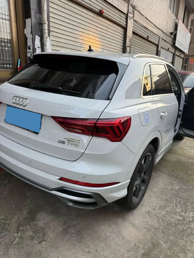 2022 Audi Q3 1.4T 150HP L4 7DCT,autocango,china used car exporter,china ev exporter,chinese used car exporter,chinese used ev exporter