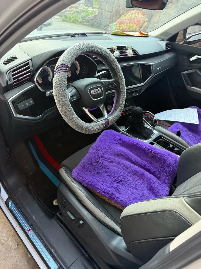 2022 Audi Q3 1.4T 150HP L4 7DCT,autocango,china used car exporter,china ev exporter,chinese used car exporter,chinese used ev exporter