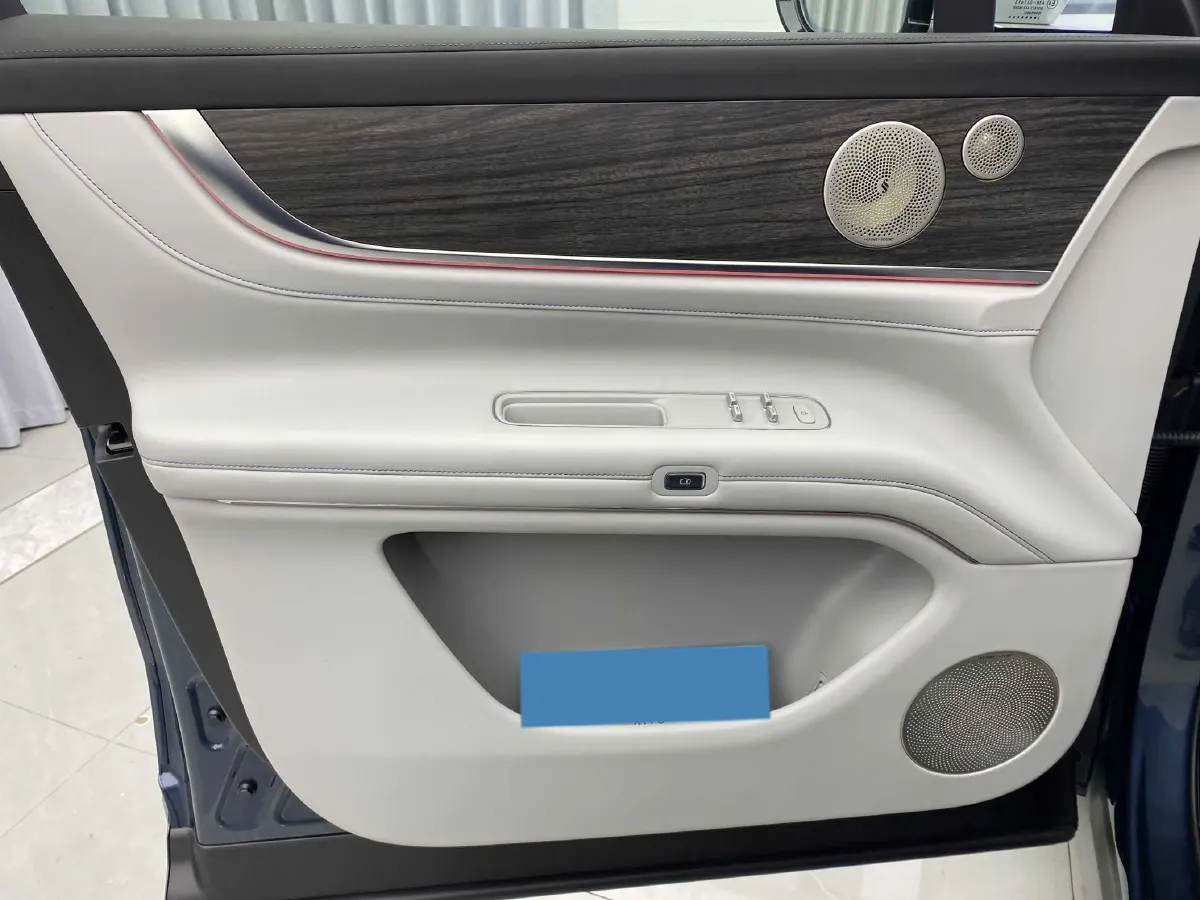 2024 AITO AITO M9 1.5T 152HP L4 REEV 42KWH,autocango,china used car exporter,china ev exporter,chinese used car exporter,chinese used ev exporter