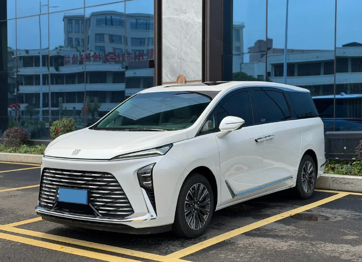 2025 Buick GL8 2.0T 237HP L4 9AT,autocango,china used car exporter,china ev exporter,chinese used car exporter,chinese used ev exporter