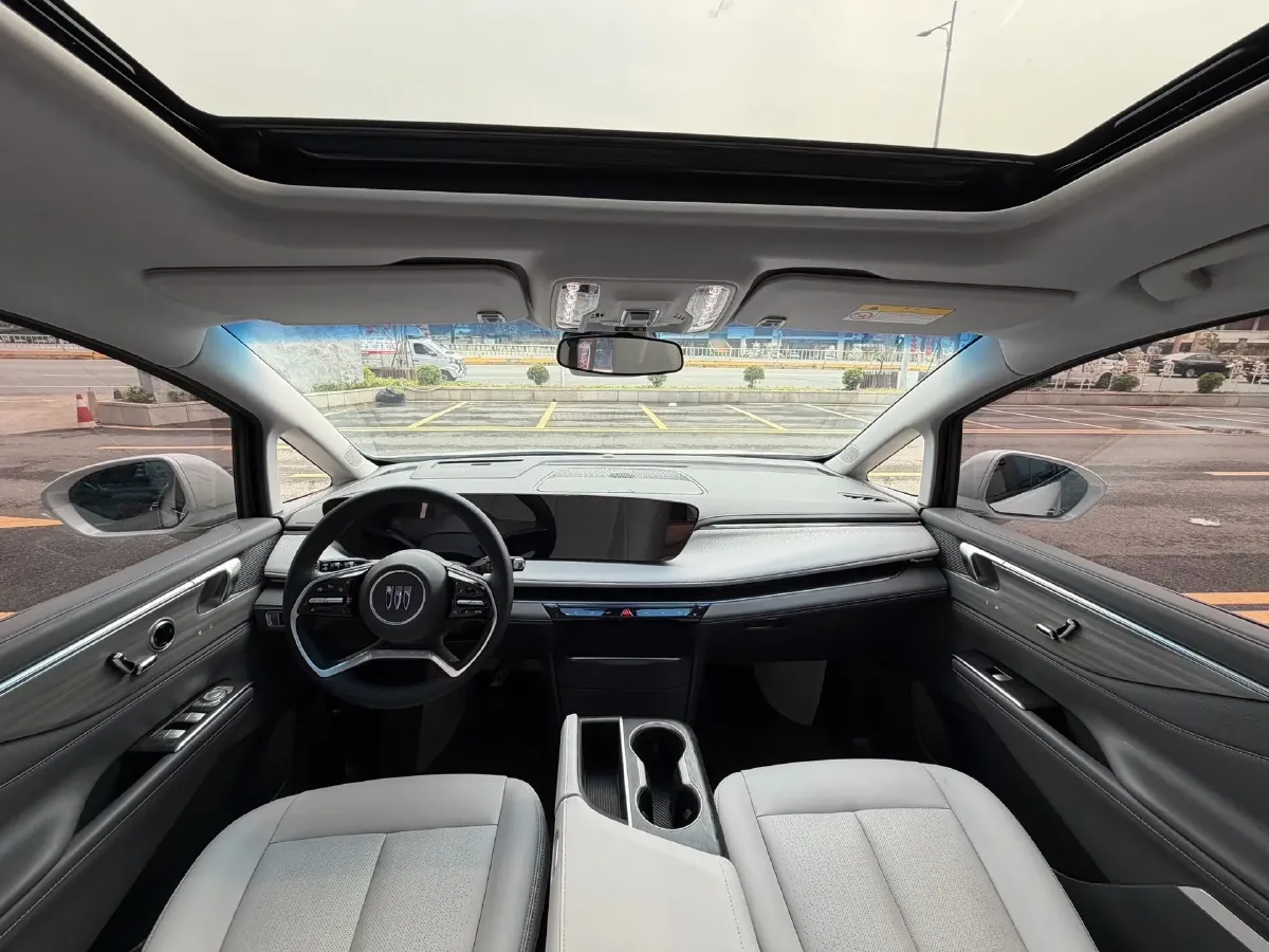 2025 Buick GL8 2.0T 237HP L4 9AT,autocango,china used car exporter,china ev exporter,chinese used car exporter,chinese used ev exporter