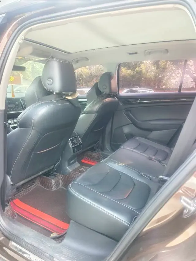 2018 Skoda Kodiak 2.0T 186HP L4 7DCT,autocango,china used car exporter,china ev exporter,chinese used car exporter,chinese used ev exporter