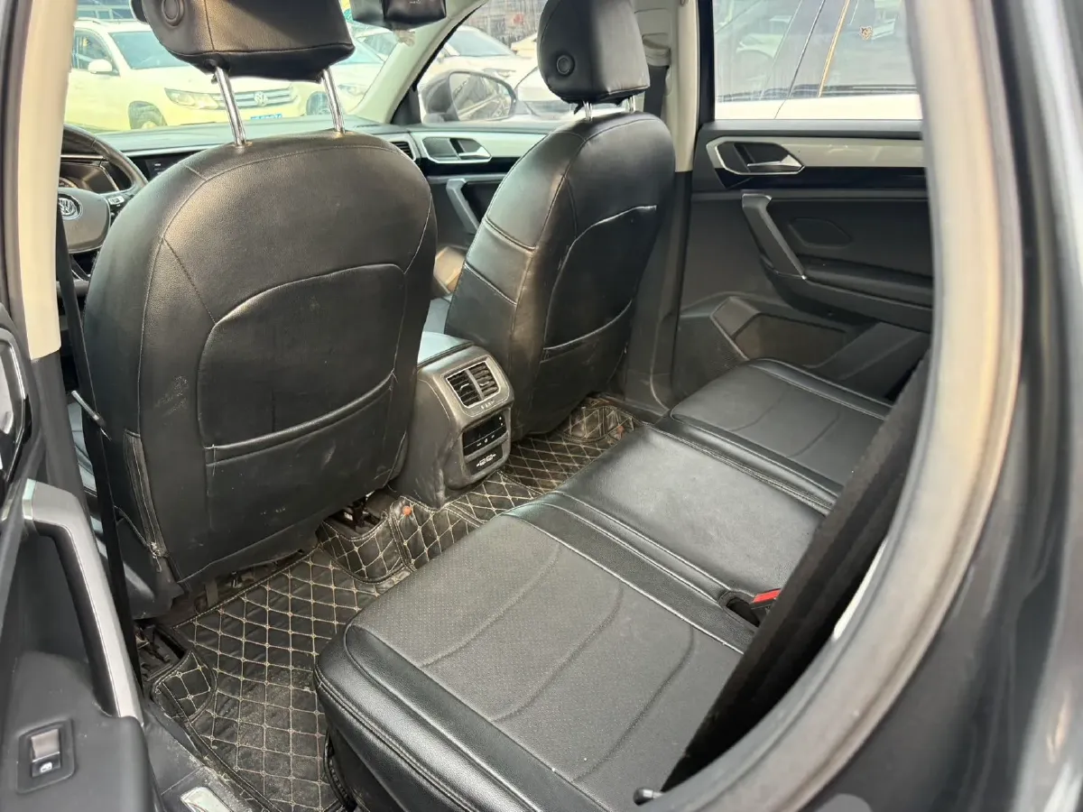 2020 Volkswagen Tayron 2.0T 186HP L4 7DCT,autocango,china used car exporter,china ev exporter,chinese used car exporter,chinese used ev exporter