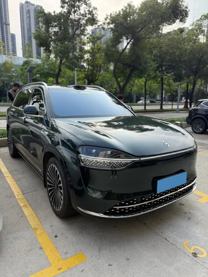 2024 AITO AITO M9 1.5T 152HP L4 REEV 42KWH,autocango,china used car exporter,china ev exporter,chinese used car exporter,chinese used ev exporter