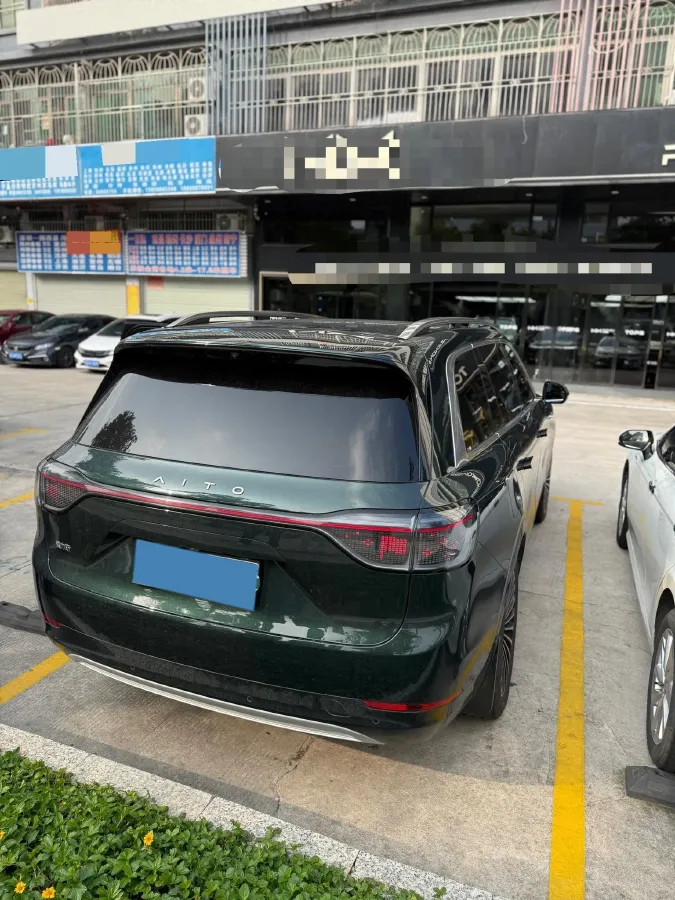 2024 AITO AITO M9 1.5T 152HP L4 REEV 42KWH,autocango,china used car exporter,china ev exporter,chinese used car exporter,chinese used ev exporter