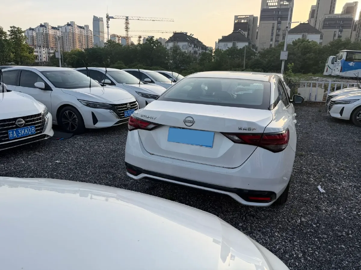 2023 Nissan Sylphy 1.6L 135HP L4 CVT,autocango,china used car exporter,china ev exporter,chinese used car exporter,chinese used ev exporter