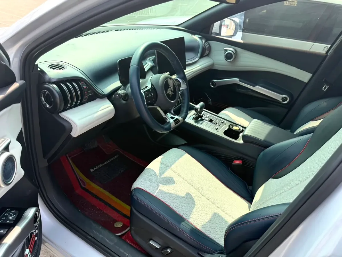 2022 Hycan Z03 BEV 64.23KWH,autocango,china used car exporter,china ev exporter,chinese used car exporter,chinese used ev exporter