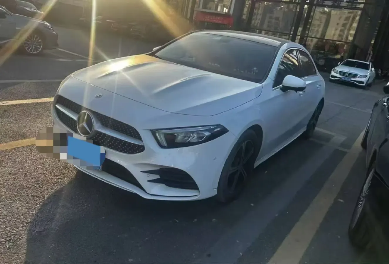 2021 Mercedes-Benz A Class 1.3T 163HP L4 7DCT,autocango,china used car exporter,china ev exporter,chinese used car exporter,chinese used ev exporter
