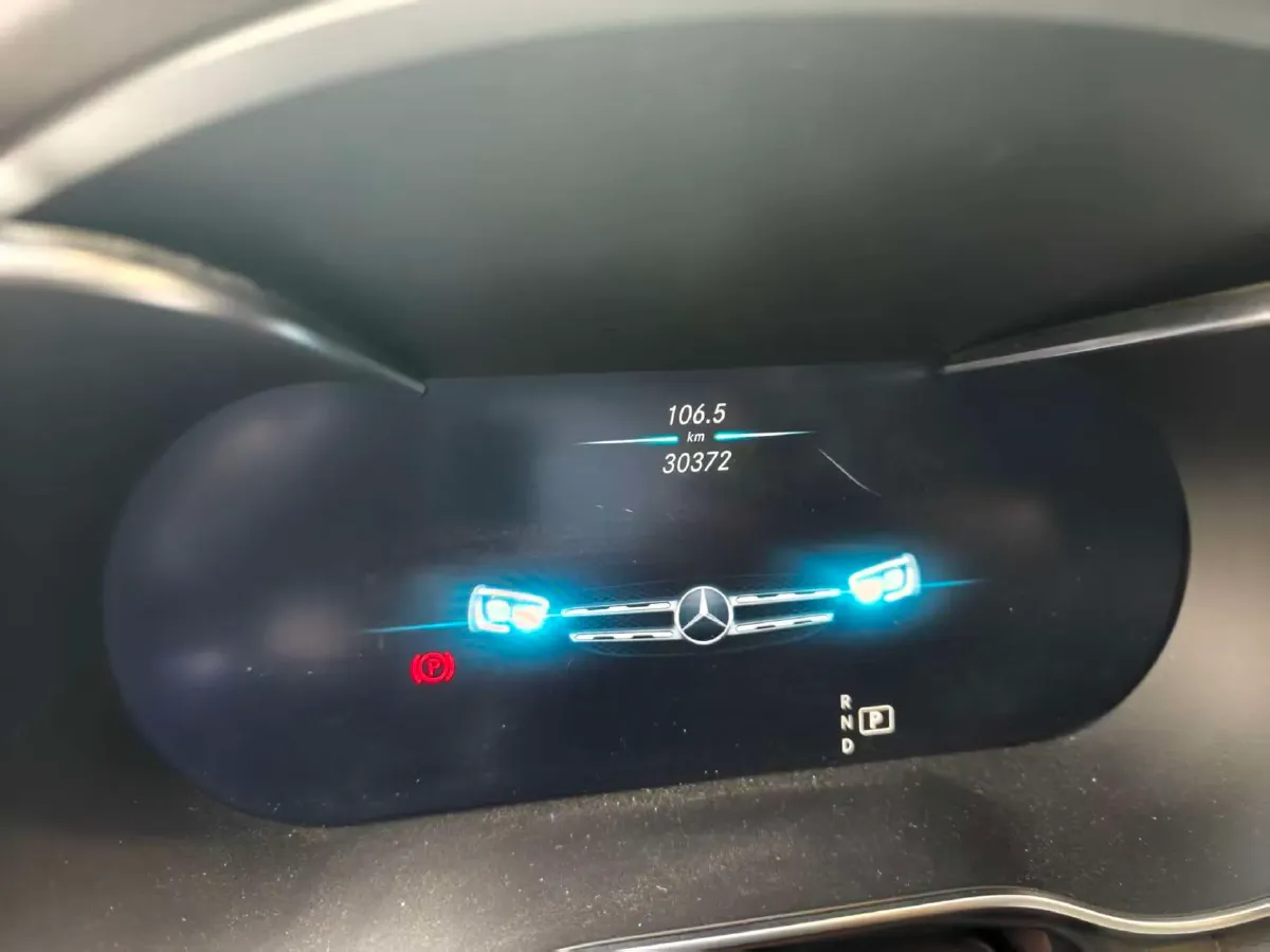 2022 Mercedes-Benz GLC Class 2.0T 197HP L4 9AT,autocango,china used car exporter,china ev exporter,chinese used car exporter,chinese used ev exporter